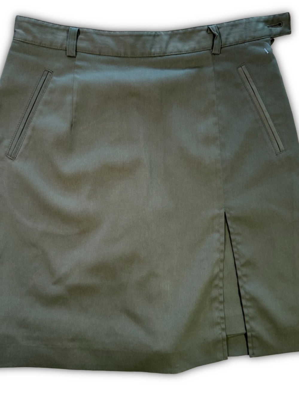 Vintage Y2K Olive Green Golf Skirt w/ Embroidered Bunny Logo